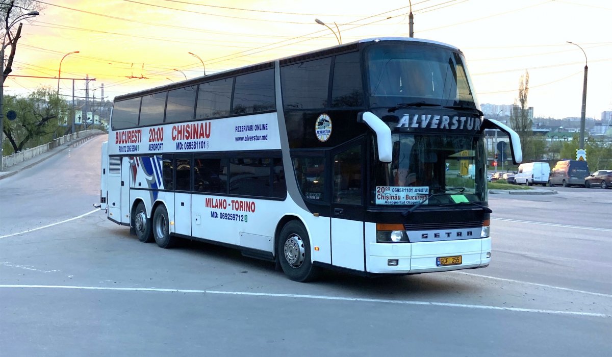 Setra S328DT